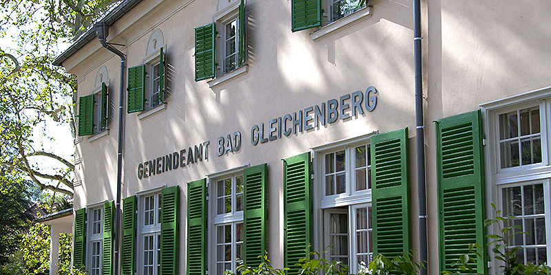Altbau Penthouse Wohnung wohnen am kurpark Bad Gleichenberg
